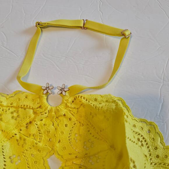 Savage Fenty Bombshell Broderie Lace Halter Bralette Yellow Women's XL Sexy - Picture 3 of 8
